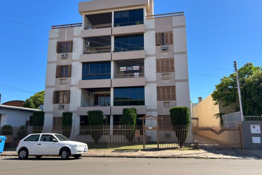 8cab4e6f-65b1-40af-a9a4-ac9b4a918f4b