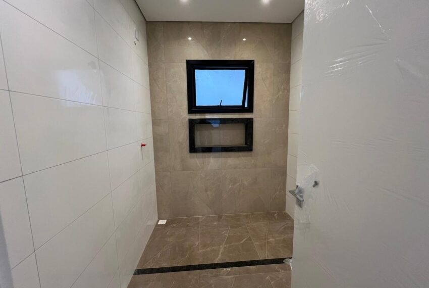 561fdd09-2e6a-4648-b723-a028734c2feb