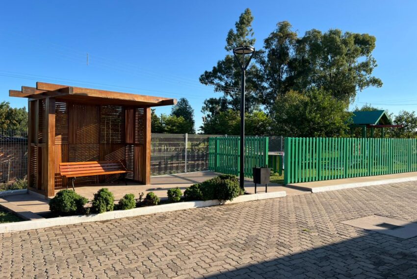 4dcd097d-665e-4f86-a75a-6ec7b7c627b0