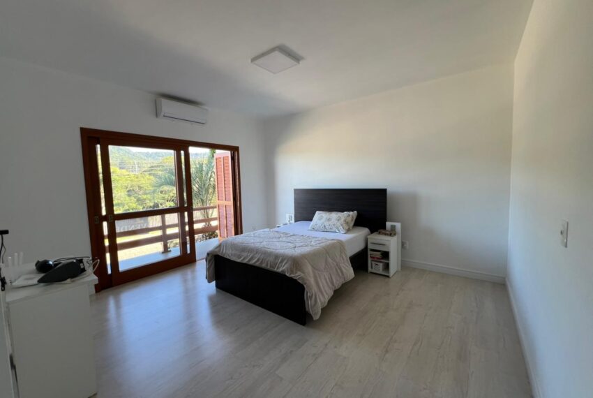 590da9fd-6c64-486a-9fee-7f18ae9adf3a