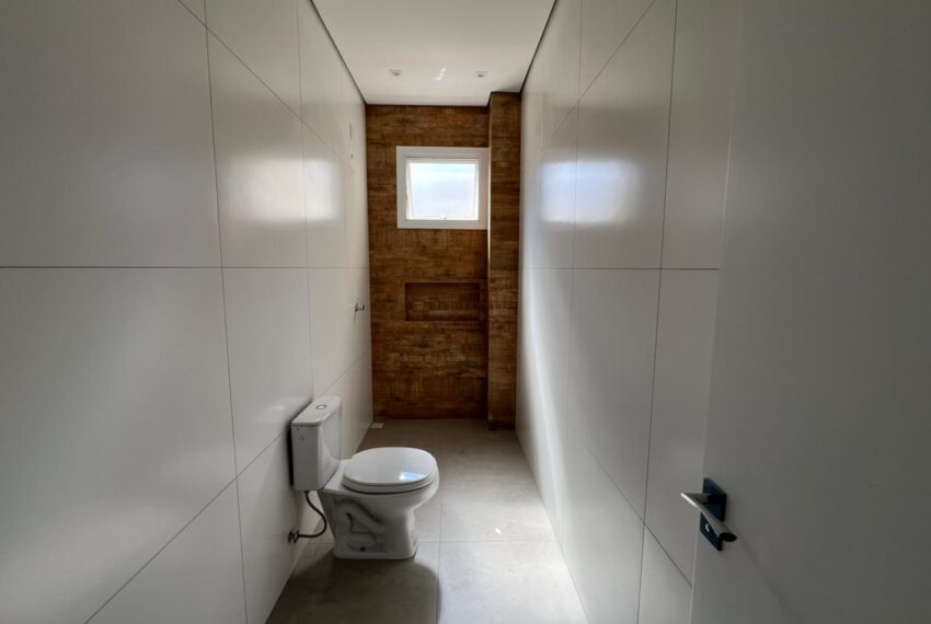 6ddd1738-f7fe-4fa8-8646-b7bd03e5a726